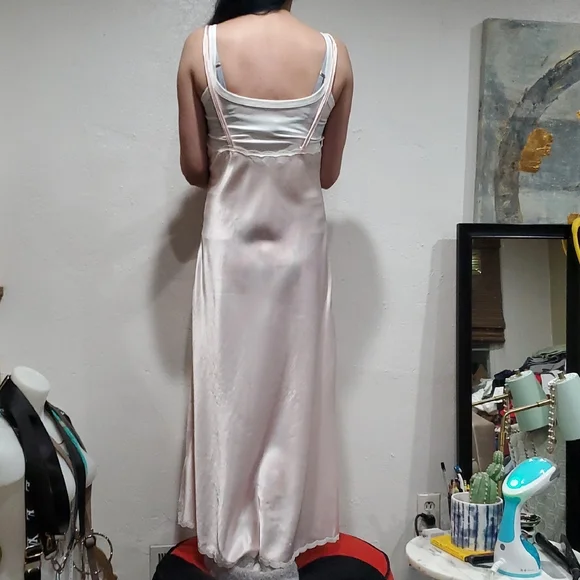 Vintage Christian Dior Elegant Pink Satin Nightgown With Asymmetrical Lace & Bow - Picture 16 of 16